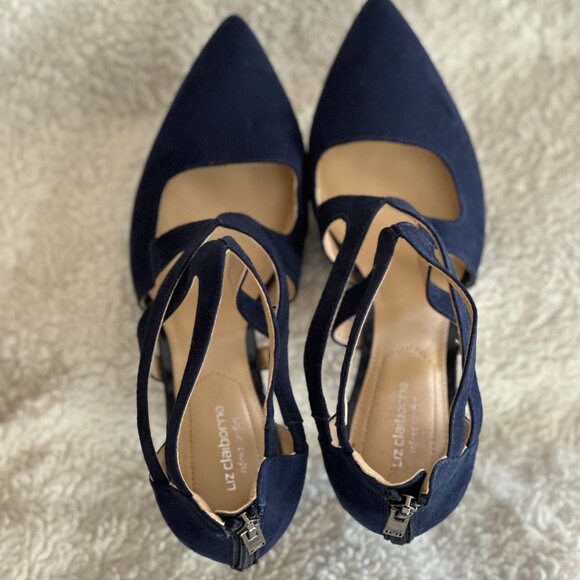 Liz Claiborne Refined Comfort Navy Blue Heels size 8.5 NEW never worn! - Picture 3 of 7